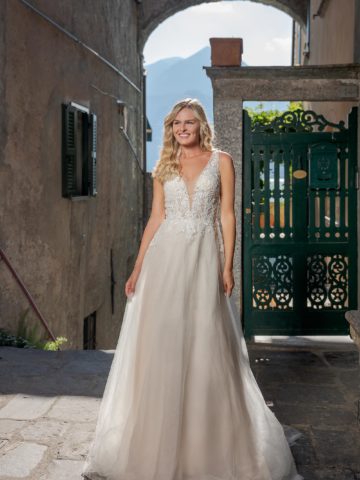 Vera Nova 2023 Brautkleid VN11 rumpink (1)