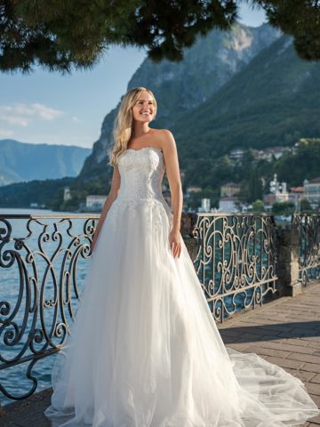 Vera Nova 2023 Brautkleid VN30 (1)