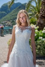 Vera Nova 2023 Brautkleid VN32 (2)