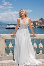 Vera Nova 2023 ivory Brautkleid VN53 (1)