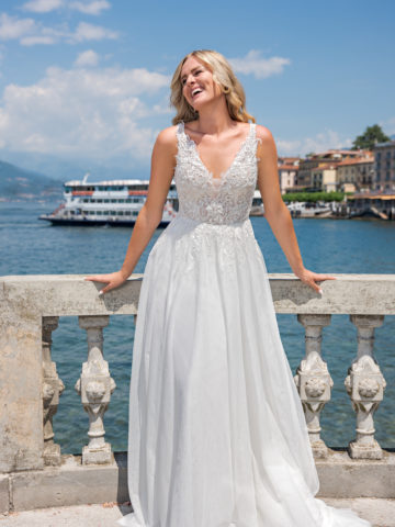 Vera Nova 2023 ivory Brautkleid VN53 (1)