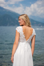 Vera Nova 2023 ivory Brautkleid VN61 (4)