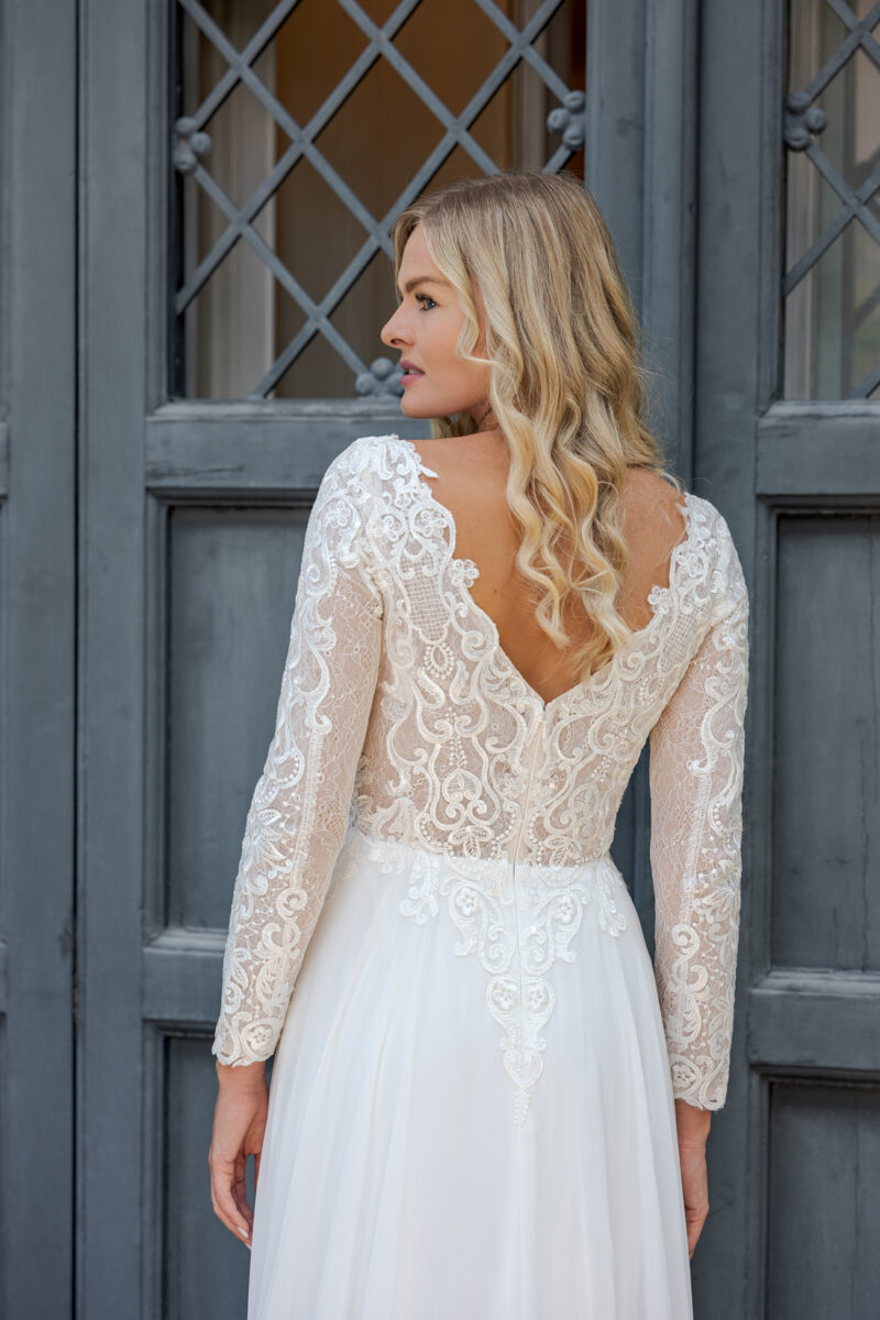 ivory dress color Gorgeous Ivory Wedding Dress main image 0
