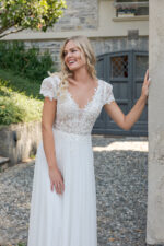 Vera Nova 2023 ivory Brautkleid VN59 (2)