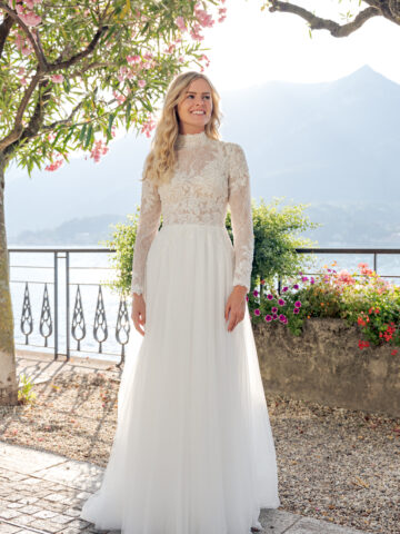 Vera Nova 2023 ivory Brautkleid VN62 (1)