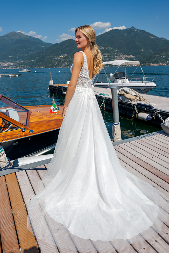 Brautmode Remscheid Brautkleid ivory